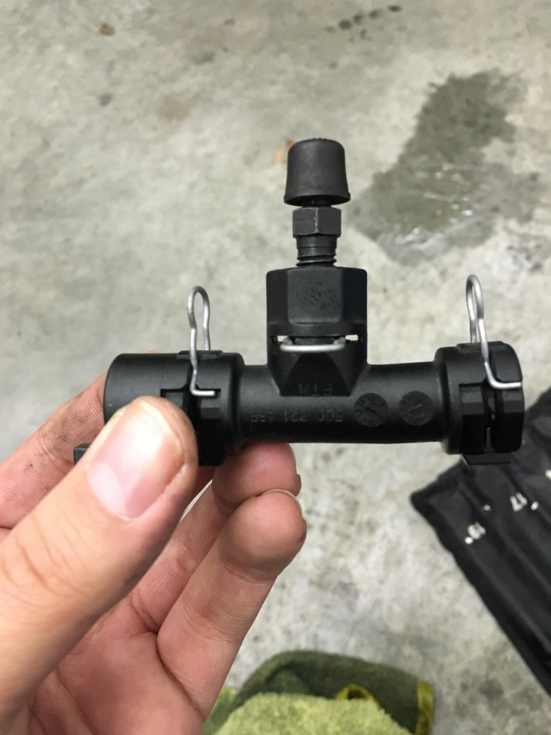 Illustration for article titled Clutch Delay Valve?